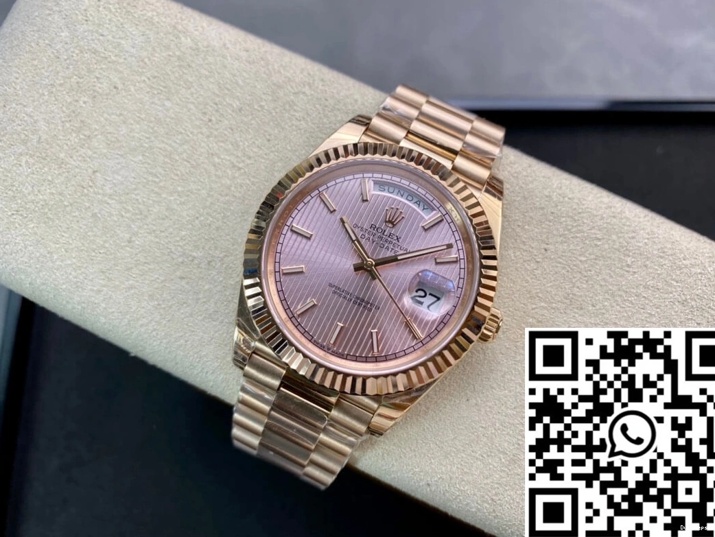 Rose EW Date Gold Factory Rolex M228235-0005 Day 0302